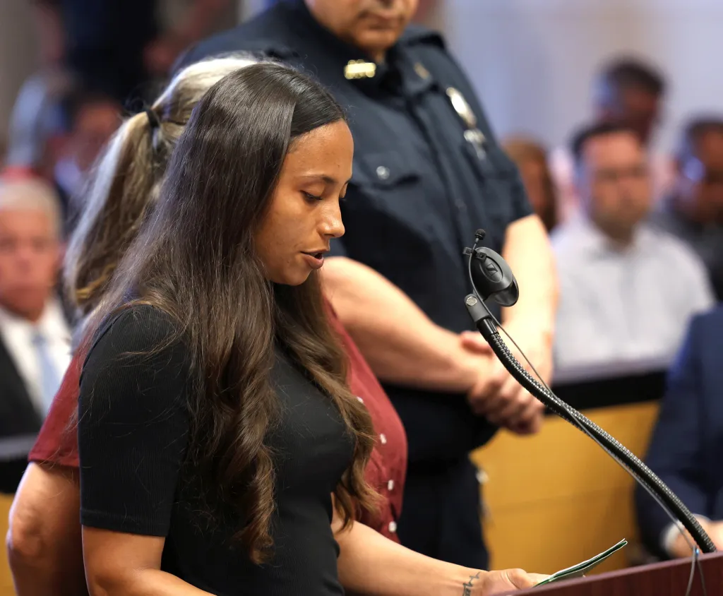 Amanda Funderburg, sister of victim Melissa Barthelemy, speaks during the sentencing hearing of Rex Heuermann.
