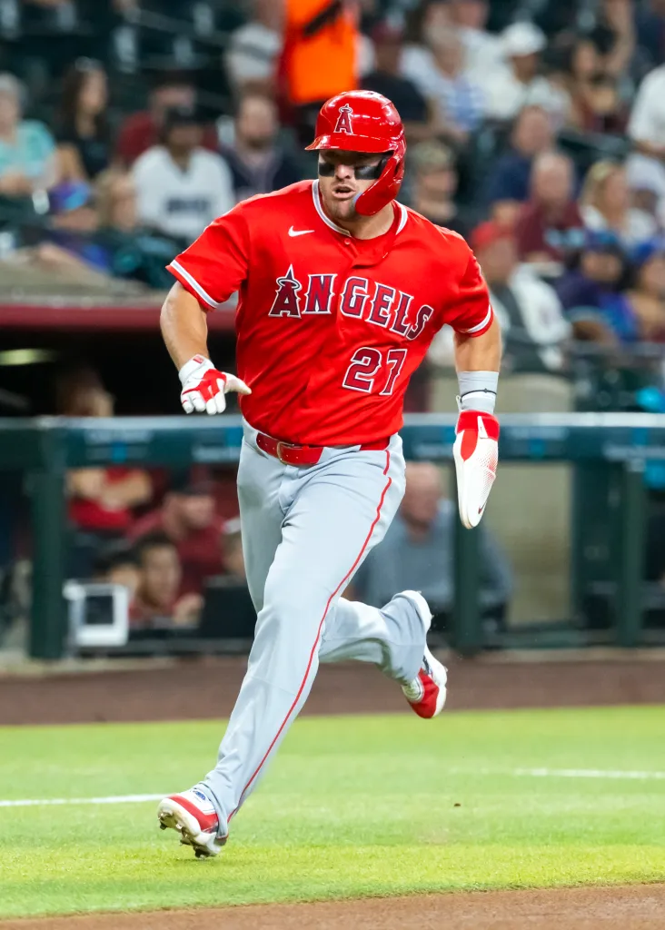 Los Angeles Angels player Mike Trout running on the baseball field.