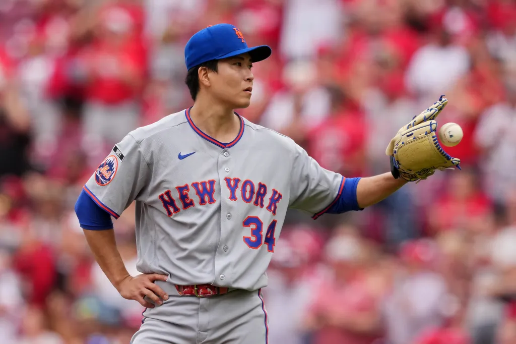 Kodai Senga of the New York Mets reacts after giving up a three-run home run.