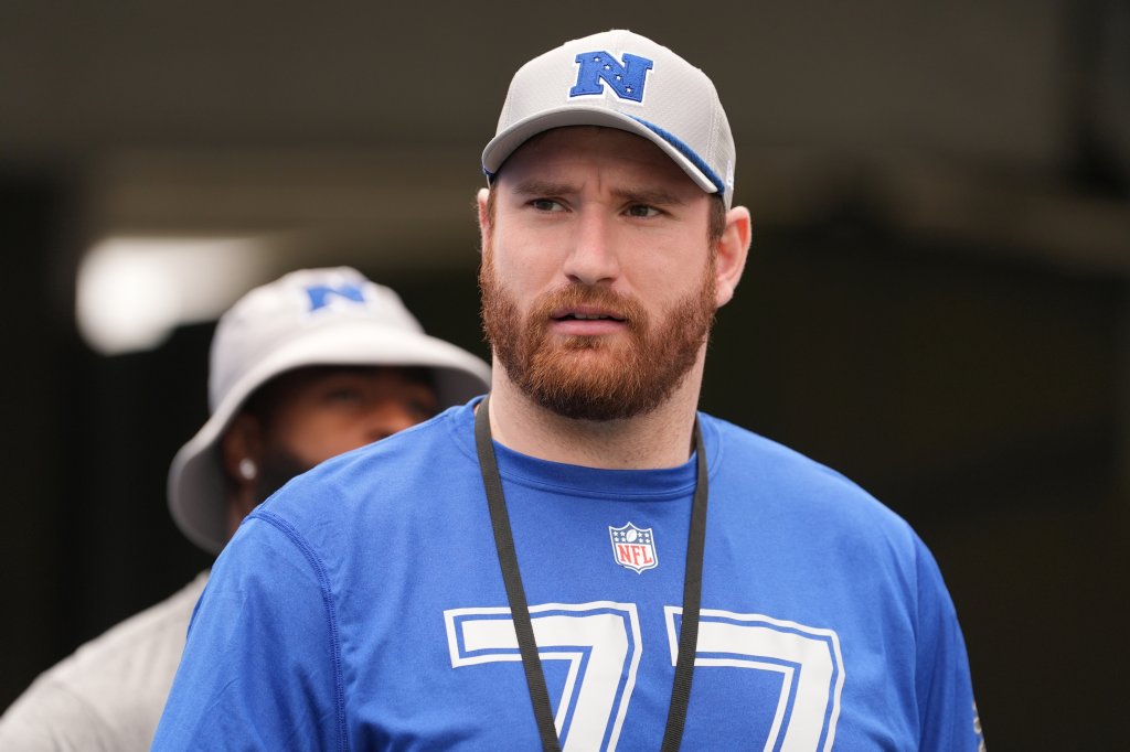 Frank Ragnow #77 of the Detroit Lions and NFC arrives during practice prior to the Pro Bowl Games at Camping World Stadium on February 1, 2025 in Orlando, Florida.