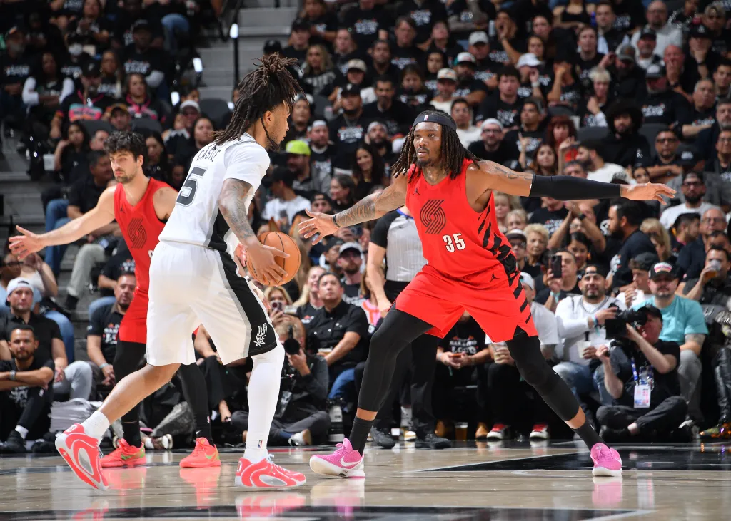 Robert Williams III #35 of the Portland Trail Blazers plays defense against the San Antonio Spurs.