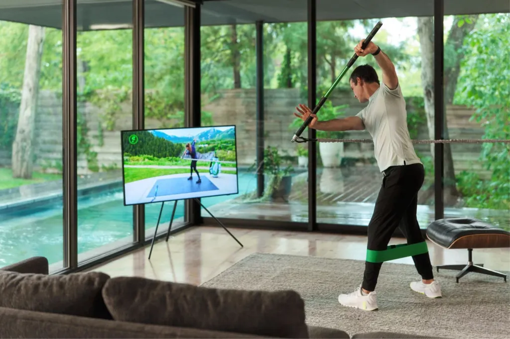 A man using a golfing training system