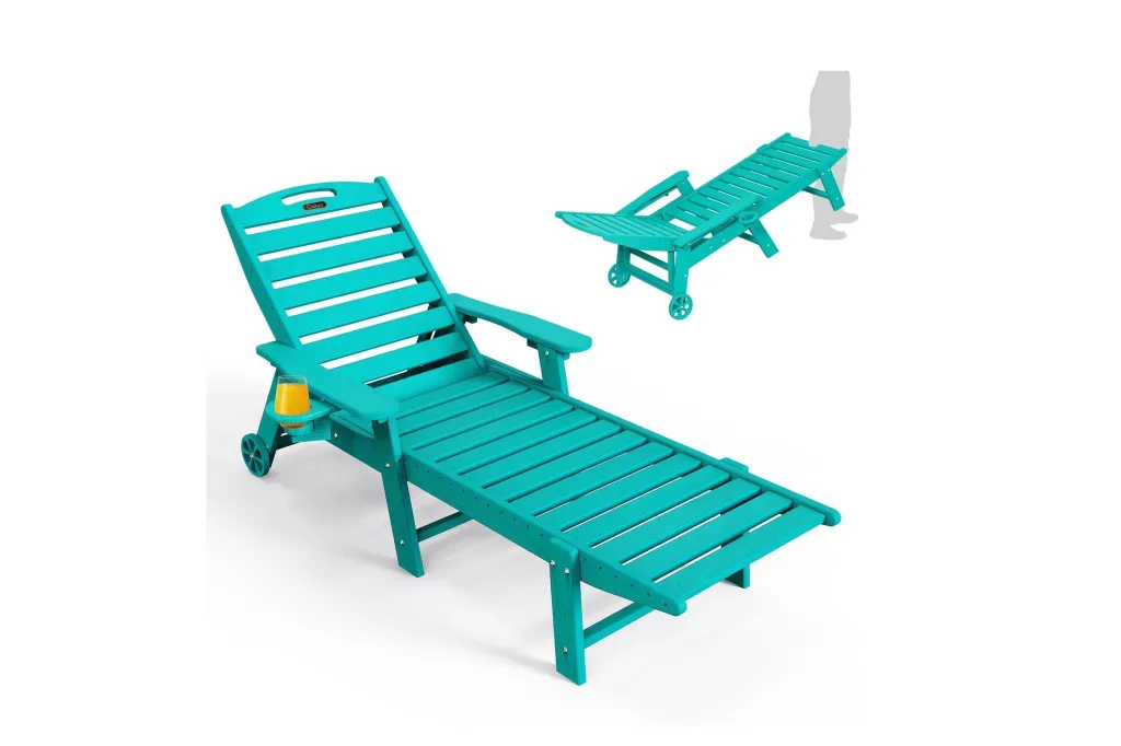 outdoor lounge chair