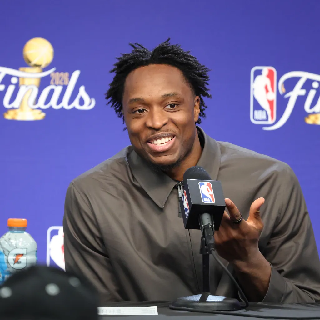 New York Knicks forward OG Anunoby #8 addresses the media in a post game press conference.