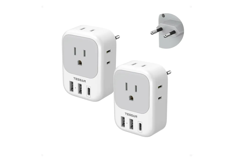 2 white european USB C adaptors
