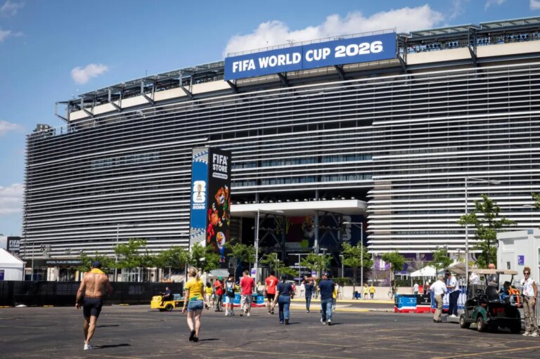 Who put the car-haters in charge of getting people to World Cup matches at MetLife?
