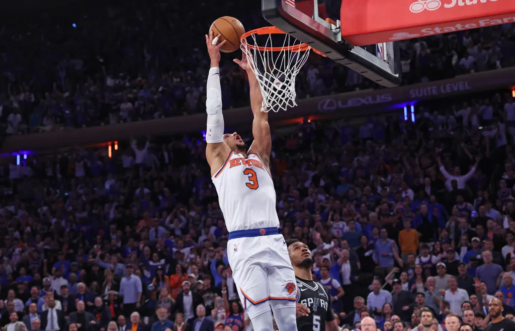 New York Knicks guard Josh Hart #3 attempting a layup during the NBA Finals game against the San Antonio Spurs at Madison Square Garden.