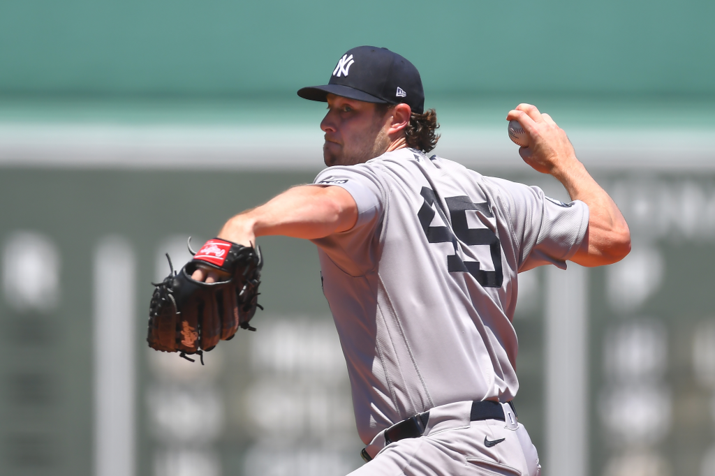 New York Yankees' Gerrit Cole pitching a baseball.