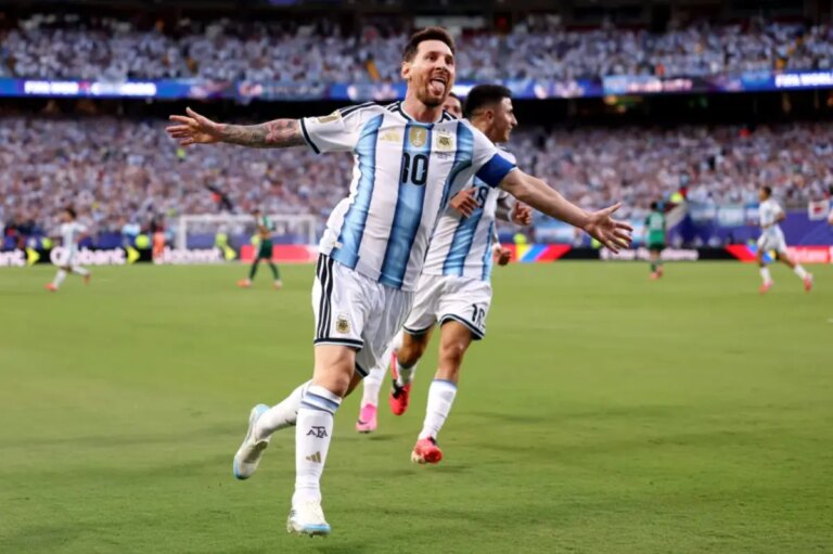 Lionel Messi’s World Cup hat trick draw rave reviews from USMNT