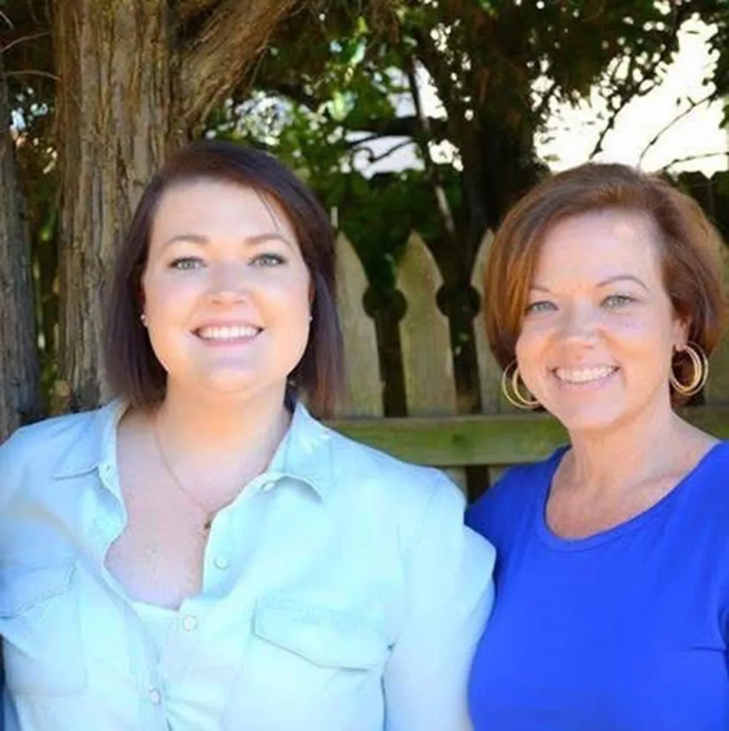 Amanda Mincey McBrayer and Jennifer Lynn Mincey, two smiling women, posing for a photo.