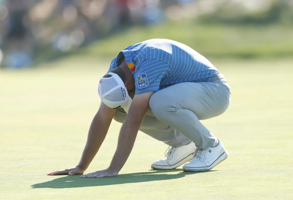 Golfer Sam Burns reacts to a missed putt at the 126th U.S. Open Golf Championship.