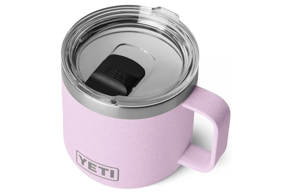 Yeti mug in rose color.
