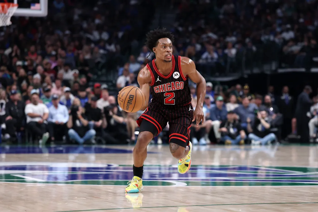 Collin Sexton dribbling the ball during a Chicago Bulls game.