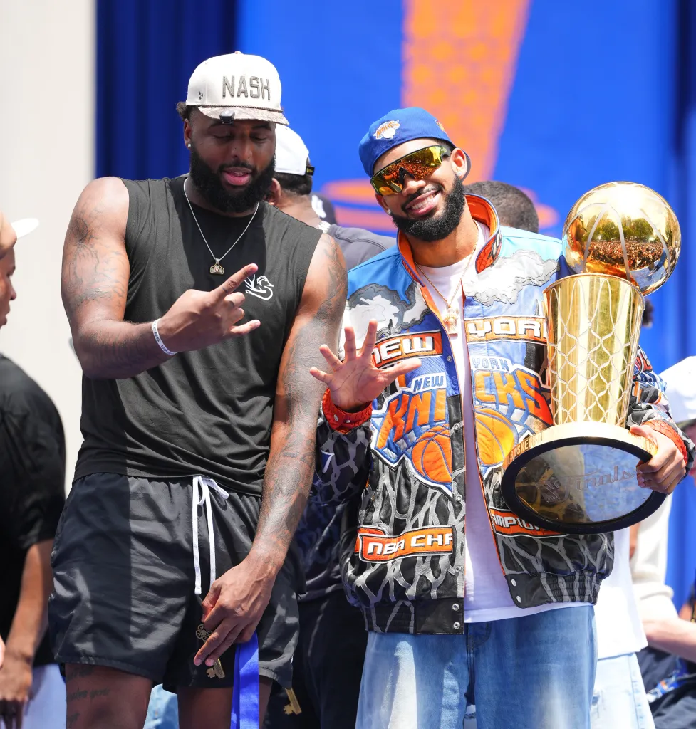 Mitchell Robinson (l.) with Karl-Anthony Towns (r.) at the Knicks' championship ceremony at City Hall on June 18, 2026.