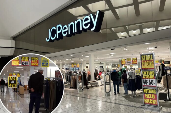 store-closing-signs-visible-jcpenney-132828861.jpg